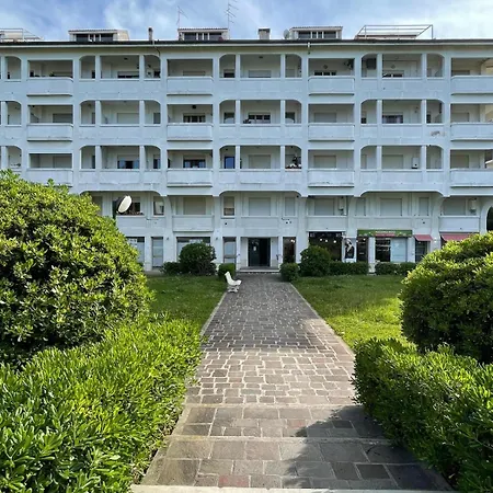 Albabeatrix Apartment *